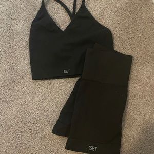 SETactive espresso vneck tank and biker shorts! Both size M